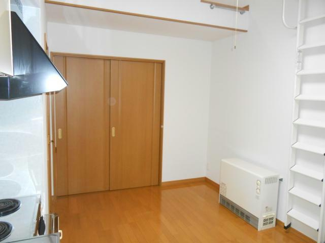 アーバンフェニックスの居間・リビング