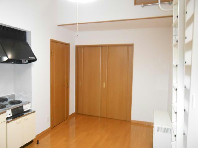 アーバンフェニックスの居間・リビング