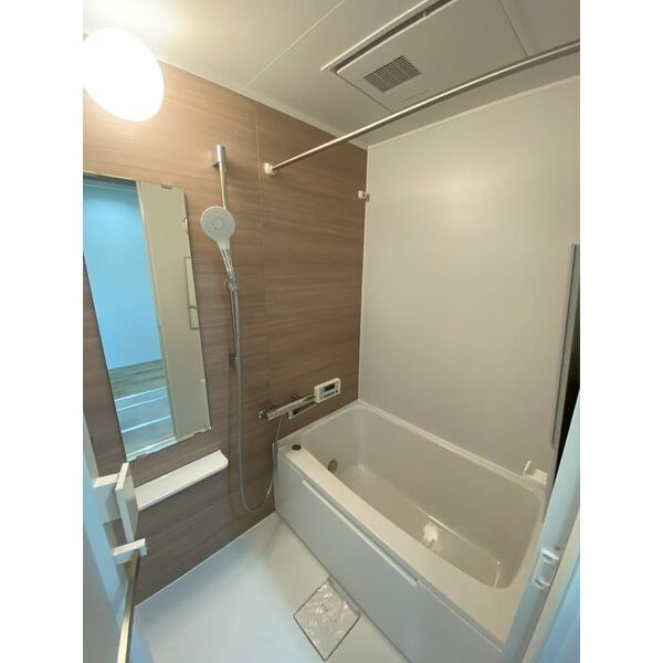 インプルーブ緑地公園の浴室