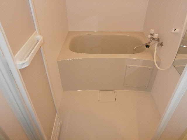 ラピスⅢの浴室