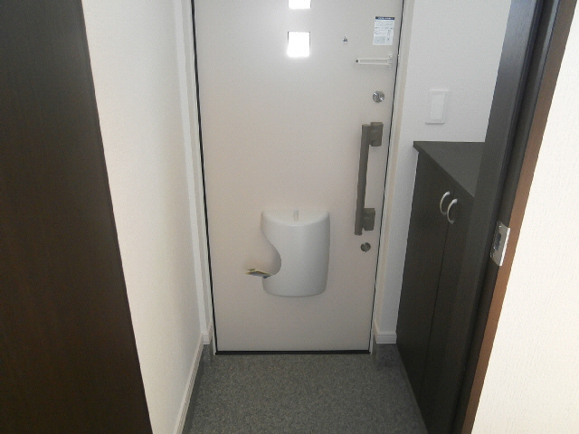 ラピスⅢの玄関