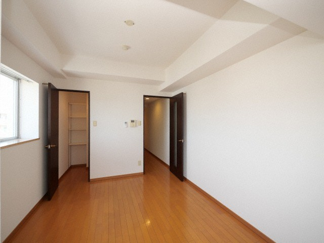 ディナスティ玉造の居間・リビング