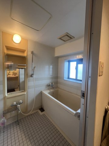 ライオンズマンション和歌山十番丁の浴室