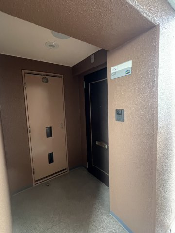 ライオンズマンション和歌山十番丁の玄関