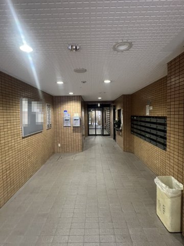 ライオンズマンション和歌山十番丁のエントランス