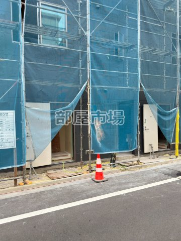 グランクオール三ノ輪のエントランス