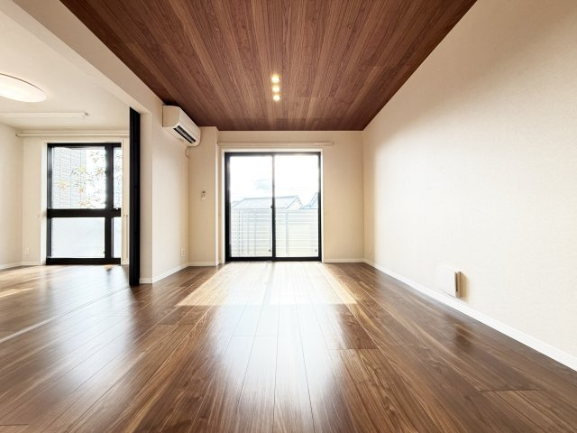 シャーメゾン サン ファルカスの居間・リビング