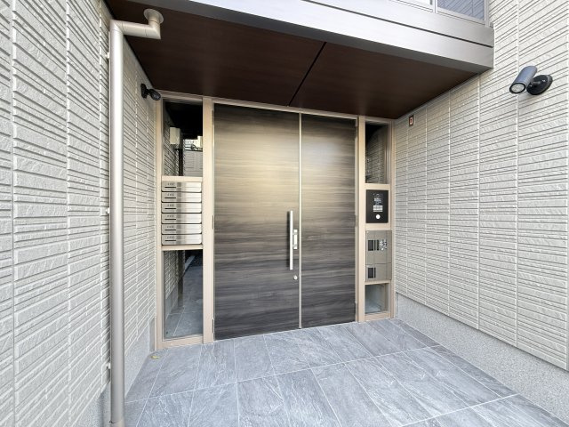 シャーメゾン サン ファルカスのエントランス