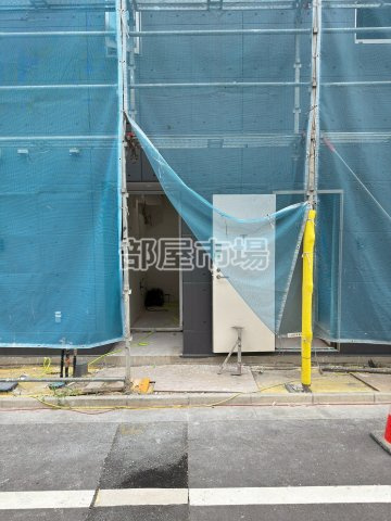 グランクオール三ノ輪のエントランス