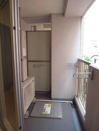 ユニフォート目黒中町のバルコニー