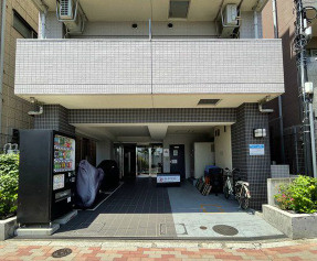 ユニフォート目黒中町のエントランス