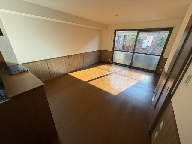 パークハイム壱番館　Ｃ棟の居間・リビング