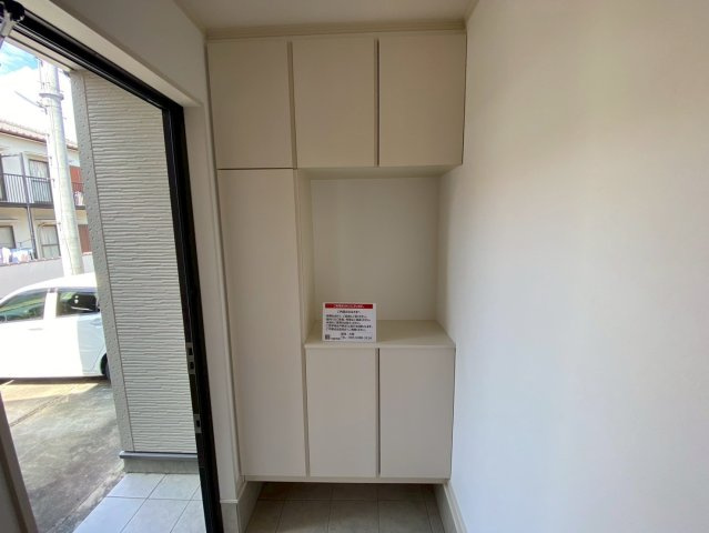 菱池町の内装|シューズボックスも収納量が豊富です