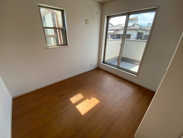 菱池町の洋室