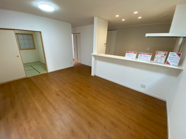 菱池町の居間・リビング