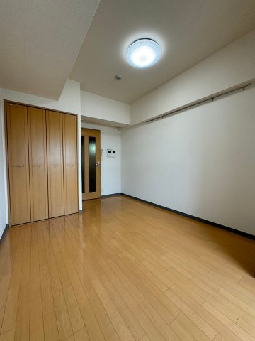 サムティ阿波座Lussoの寝室