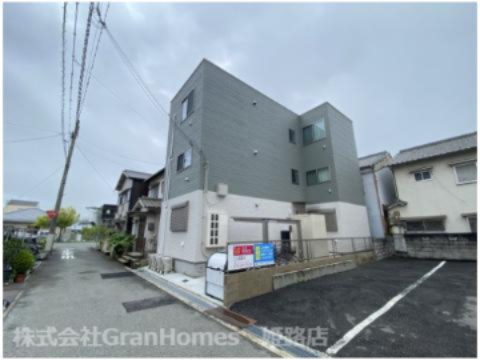 リュミエール安田