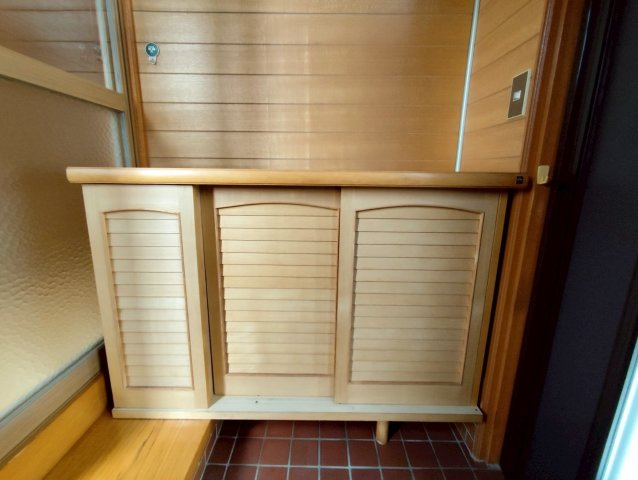 桜ヶ岡1丁目8-7借家の収納