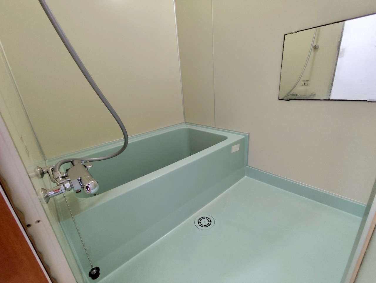 桜ヶ岡1丁目8-7借家の浴室