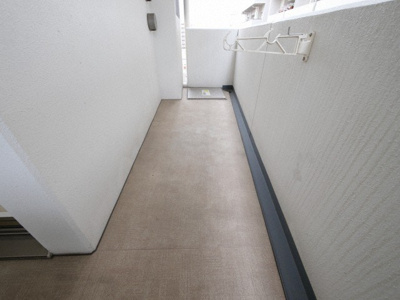 【バルコニー】 | ラシュレエグゼ夕陽丘