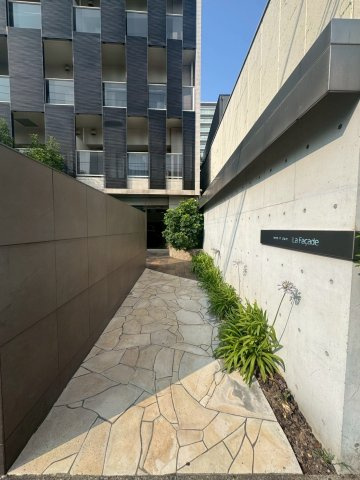La Facade 　　　ラ・ファサード　名古屋市賃貸　仲介手数料無料のエントランス