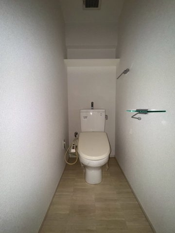 La Facade 　　　ラ・ファサード　名古屋市賃貸　仲介手数料無料のトイレ