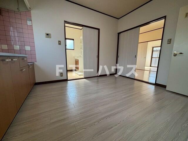 小川コーポの居間・リビング