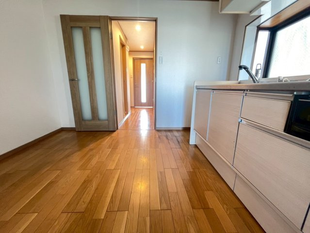 新栄プロパティー北野田Ⅱの居間・リビング