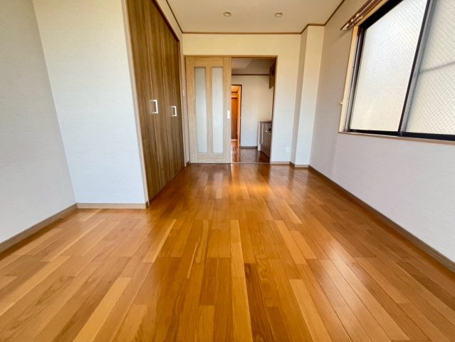 新栄プロパティー北野田Ⅱの寝室