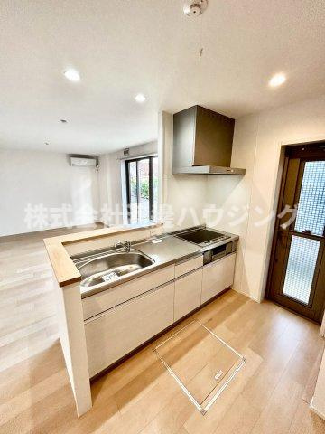 ＥＳＴＲＥＬＬＡ（エストレーラ）のキッチン