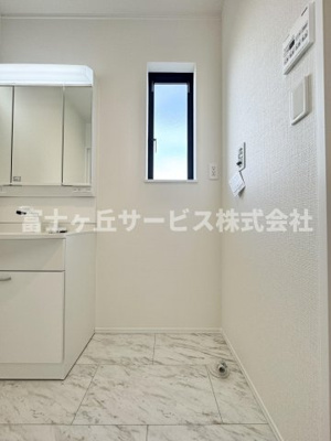 【ランドリースペース】 | 静岡市葵区新伝馬3丁目 3期 新築一戸建て B号棟 | 洗濯機置き場です