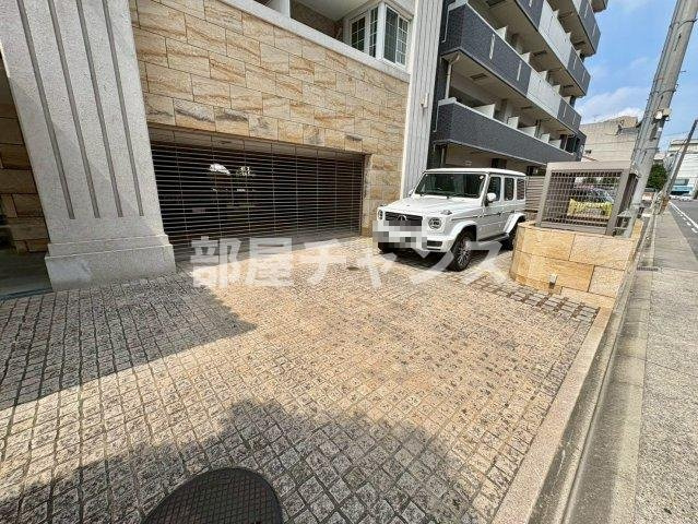 REPOSER名駅南 (ルポゼ名駅南)の駐車場