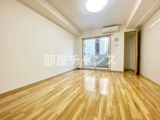 REPOSER名駅南 (ルポゼ名駅南)の居間・リビング