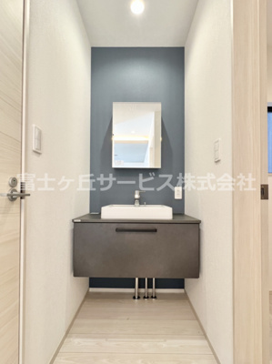 【独立洗面台】 | 沼津市岡宮 新築一戸建て 2号棟 | 独立洗面化粧台が付いています