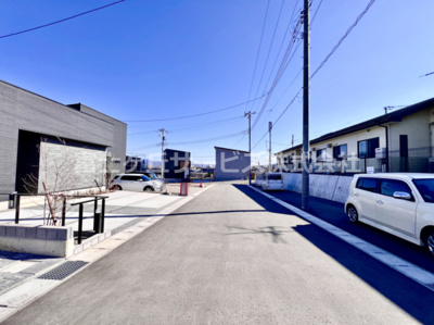 【前面道路含む現地写真】 | 沼津市岡宮 新築一戸建て 2号棟 | 前面道路含む現地写真です