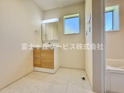 【脱衣所】 | 焼津市高新田 新築一戸建て 1号棟 | 脱衣場です