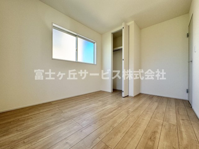 【子供部屋】 | 焼津市高新田 新築一戸建て 1号棟 | 子供部屋としても使える洋室です