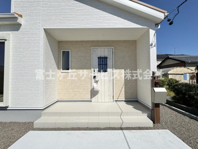 【エントランス】 | 焼津市高新田 新築一戸建て 1号棟 | エントランスです