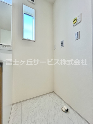 【ランドリースペース】 | 牧之原市細江 7期 新築一戸建て 2号棟 | 洗濯機置き場