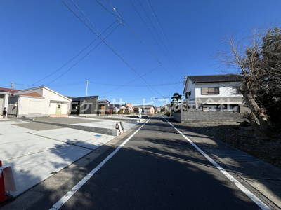 【前面道路含む現地写真】 | 牧之原市細江 7期 新築一戸建て 2号棟 | 前面道路含む現地写真です