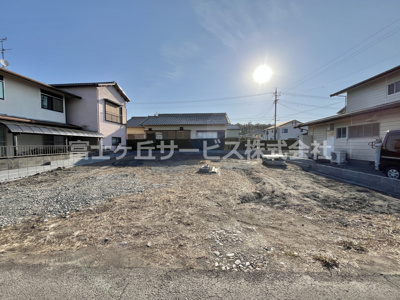 【外観】 | 焼津市高新田 新築一戸建て 3号棟 | 現在建築中の外観画像です。ご内覧は同じメーカーの完成物件へご案内いたしますので、いつでもご相談ください！