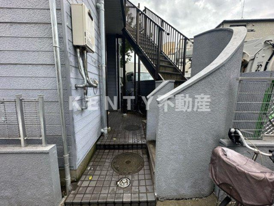 【エントランス】 | ホワイトシティー境町 | ゆとりのあるエントランスです