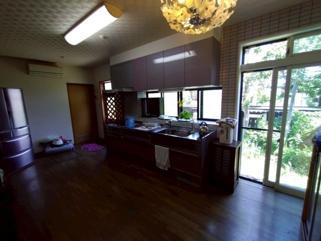 米沢市万世町桑山【中古住宅】のキッチン|きれいなキッチンです