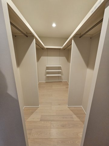 海一望！リゾートハウス　セカンドハウスの収納|ウォークインクローゼット