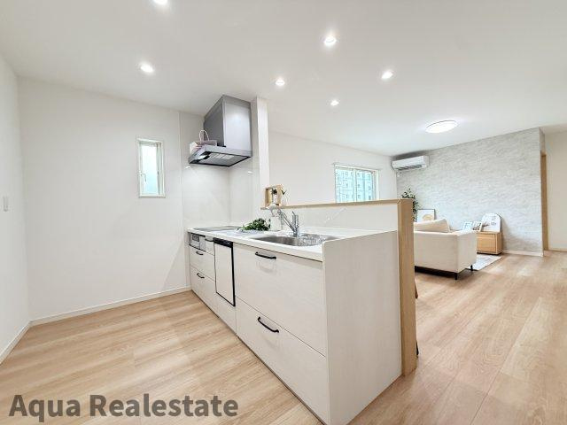 丸亀市飯山町川原の新築一戸建のキッチン|キッチンです