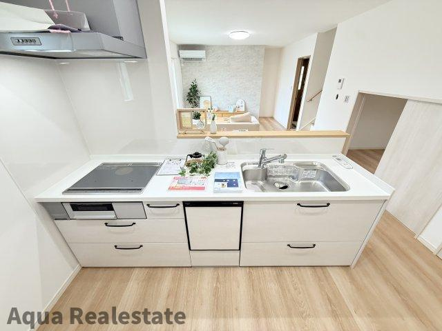 丸亀市飯山町川原の新築一戸建のキッチン|使いやすいキッチンです