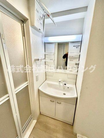 V-ランコルトル吹田の洗面所