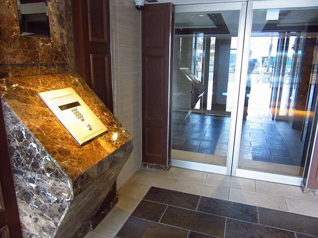 【エントランス】プレサンス松屋町駅前
