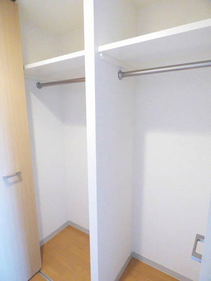 【収納】ユーレジデンス淀屋橋(旧ジュネーゼグラン淀屋橋) 