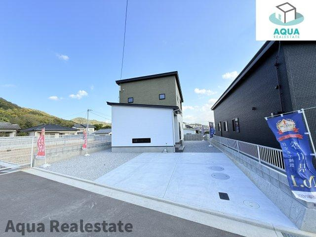 高松市国分寺町新居の新築一戸建